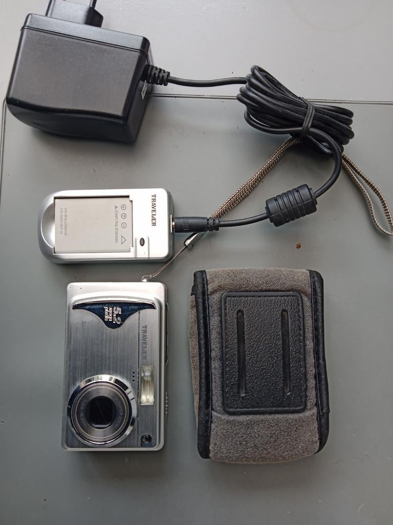 Traveller digitale camera, Gebruikt, 52 Megapixel, Compact, Ophalen of Verzenden