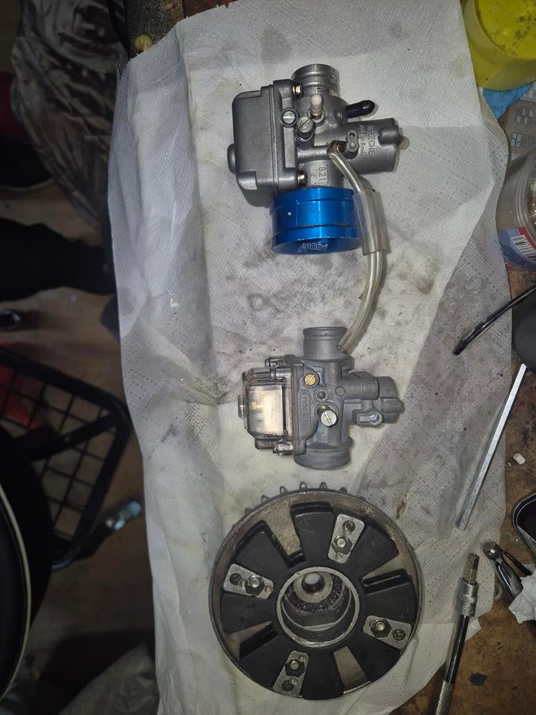 2x 21mm carburateur tomos 4l TW houder, Ophalen of Verzenden, Carburateur