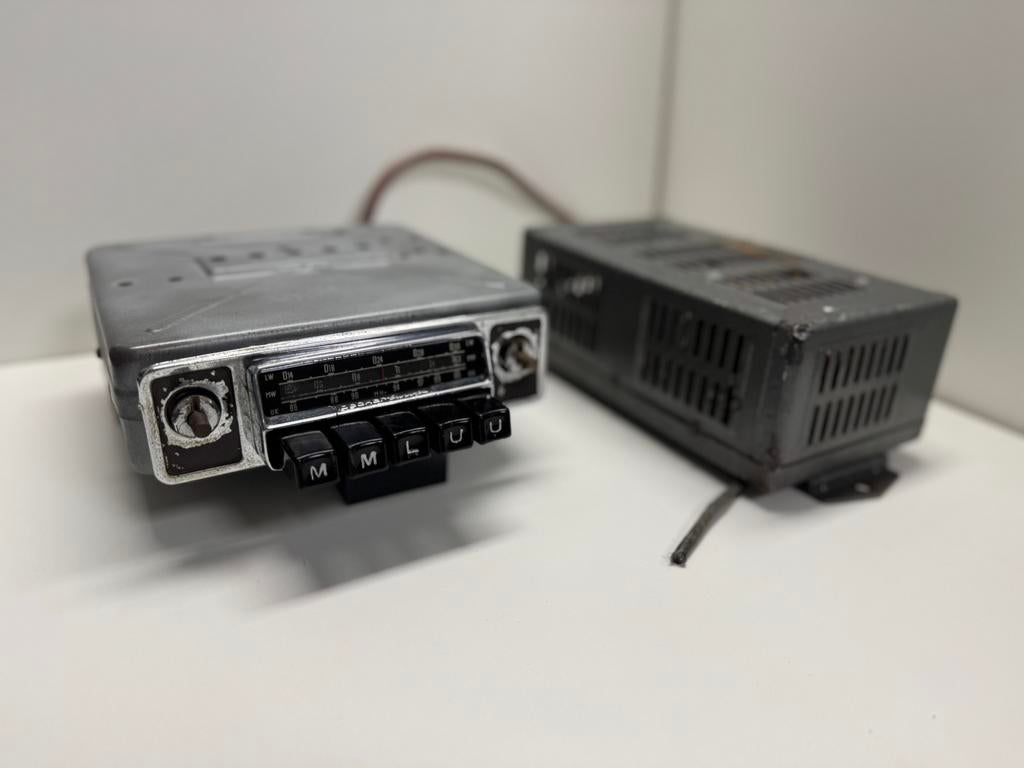 Becker LMU 712536 autoradio met losse versterker 6 / 12 volt, Ophalen of Verzenden, Gebruikt