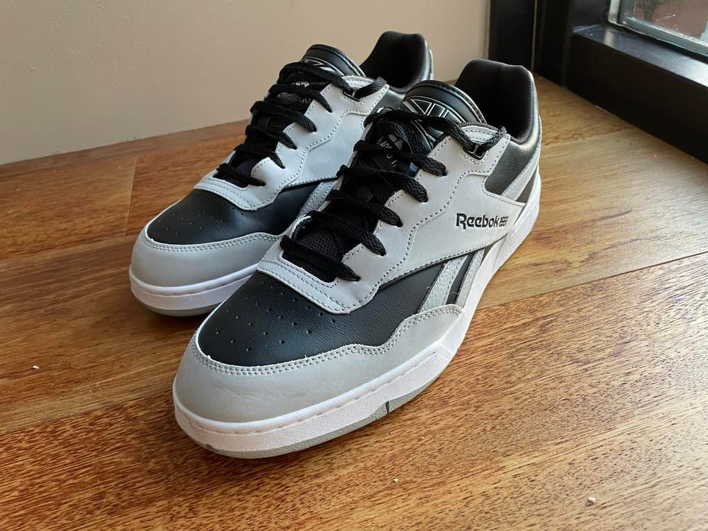 Reebok BB 4000 - Maat 45,5, Zwart, Nieuw, Ophalen of Verzenden, Sneakers of Gympen
