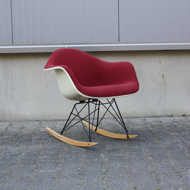 RAR Schommelstoel | Charles Eames | Herman Miller | Vintage, Ophalen, Betreft 2e hands Herman Miller, Stof, Eén