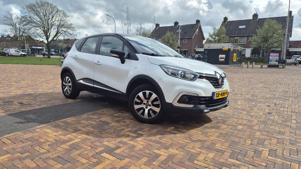 Renault Captur 0.9 TCE 90 2018 Wit, Voorwielaandrijving, 898 cc, Stof, Zwart
