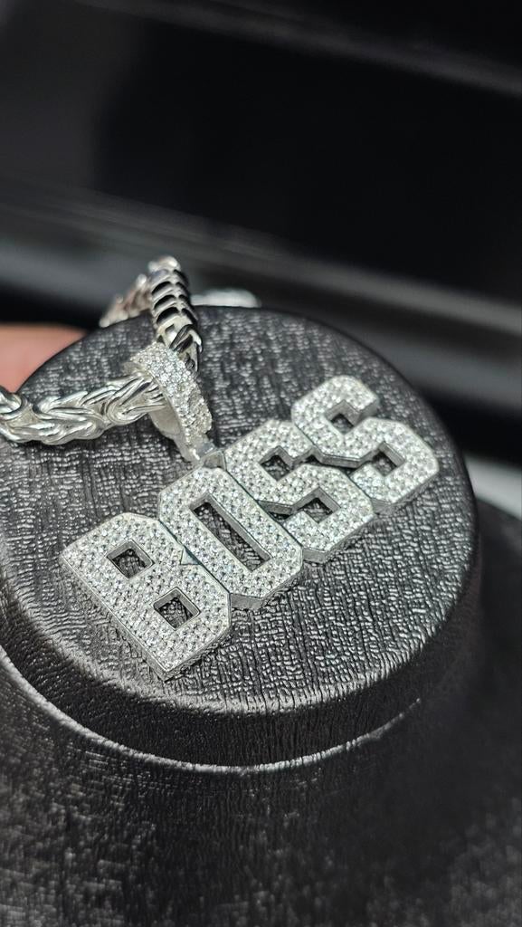 Prachtige Boss zilver hanger