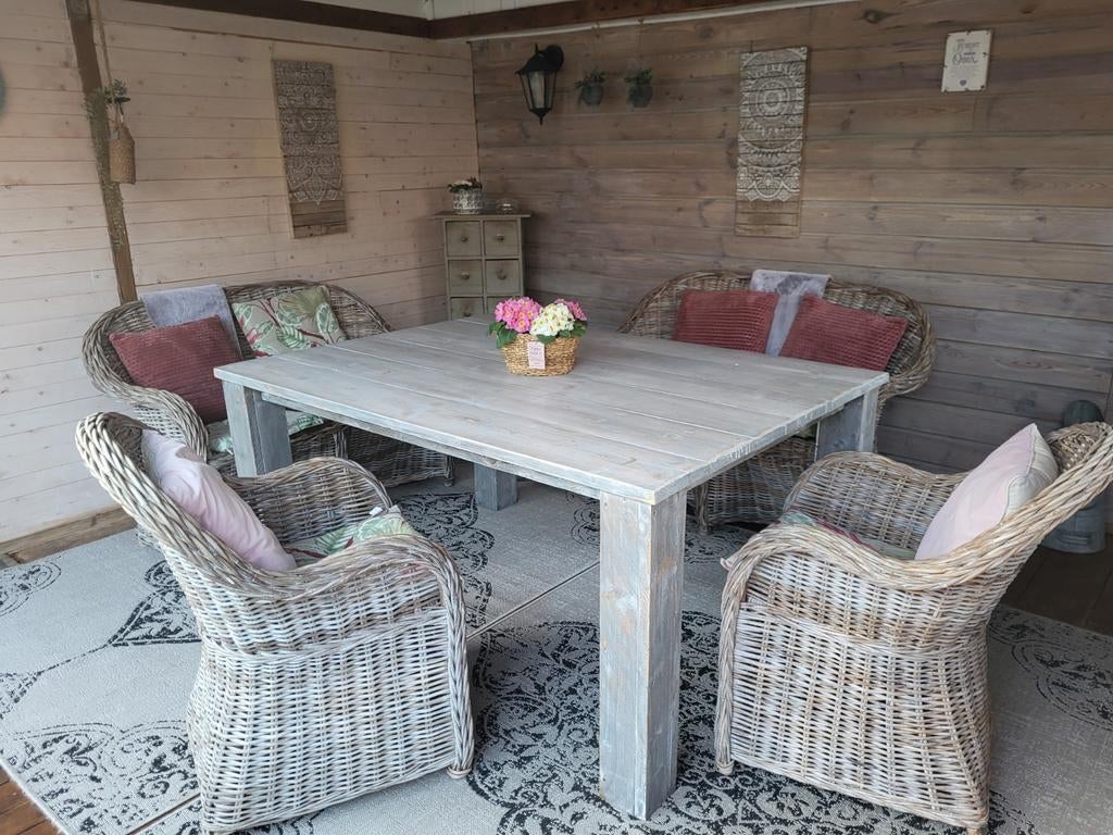 Mooie rieten tuinset met stijgerhouten graywash tafel, Ophalen of Verzenden, Bank
