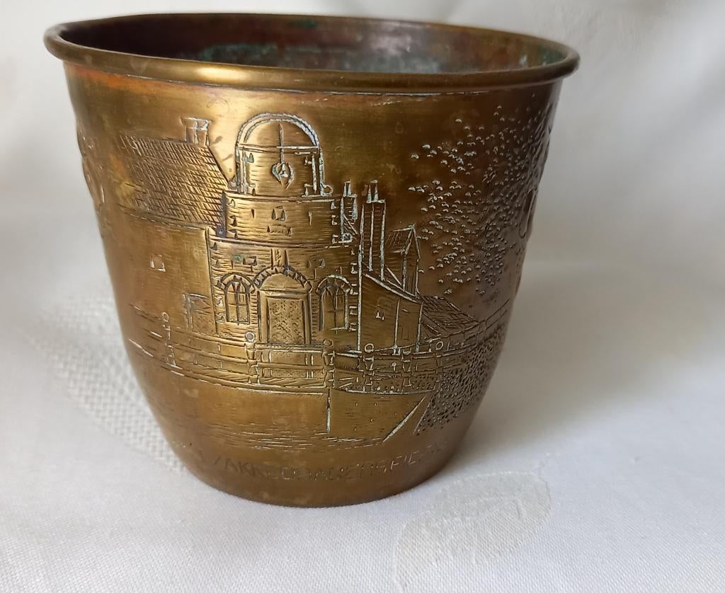 Klaas Dijkstra, Sneek koperen bloempotje, Antiek en Kunst, Verzenden, Koper