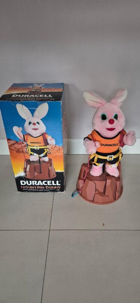 Duracell Mountain Bunny, Ophalen of Verzenden, Zo goed als nieuw, Reclamebord
