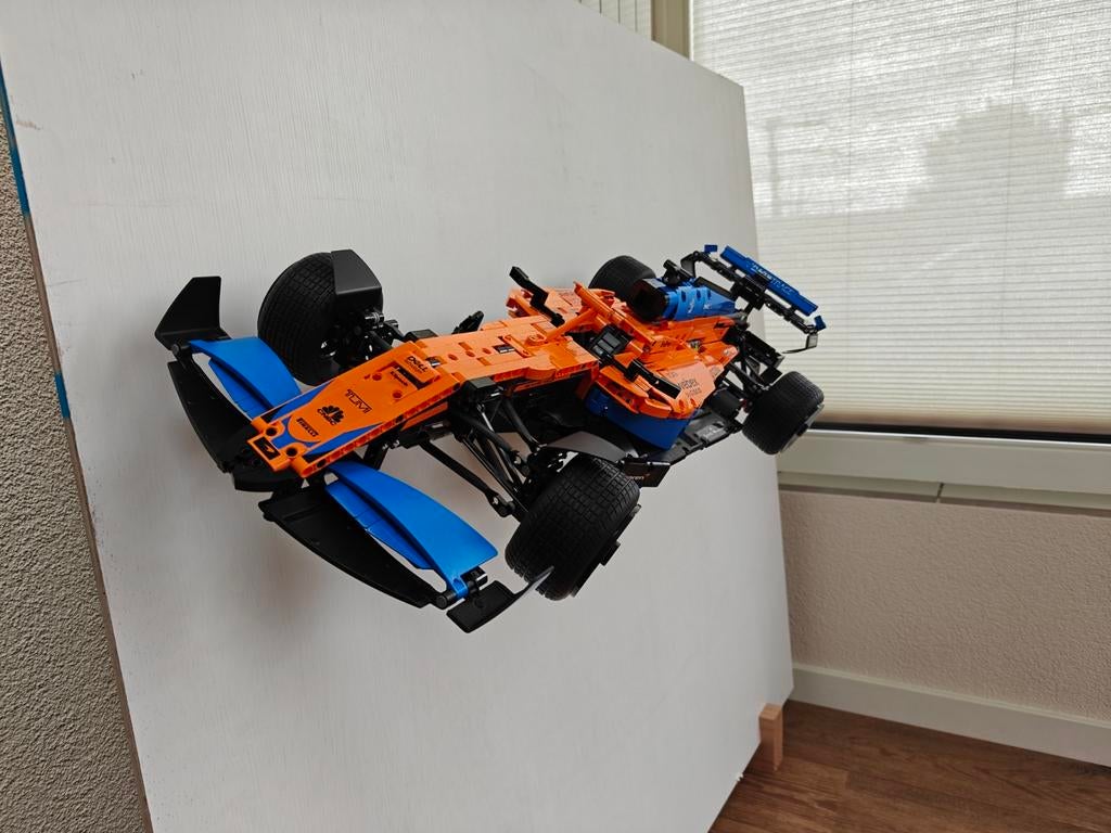 McLaren F1 wand houder/ display houder, Overige merken, Auto, Ophalen of Verzenden, 5758BG