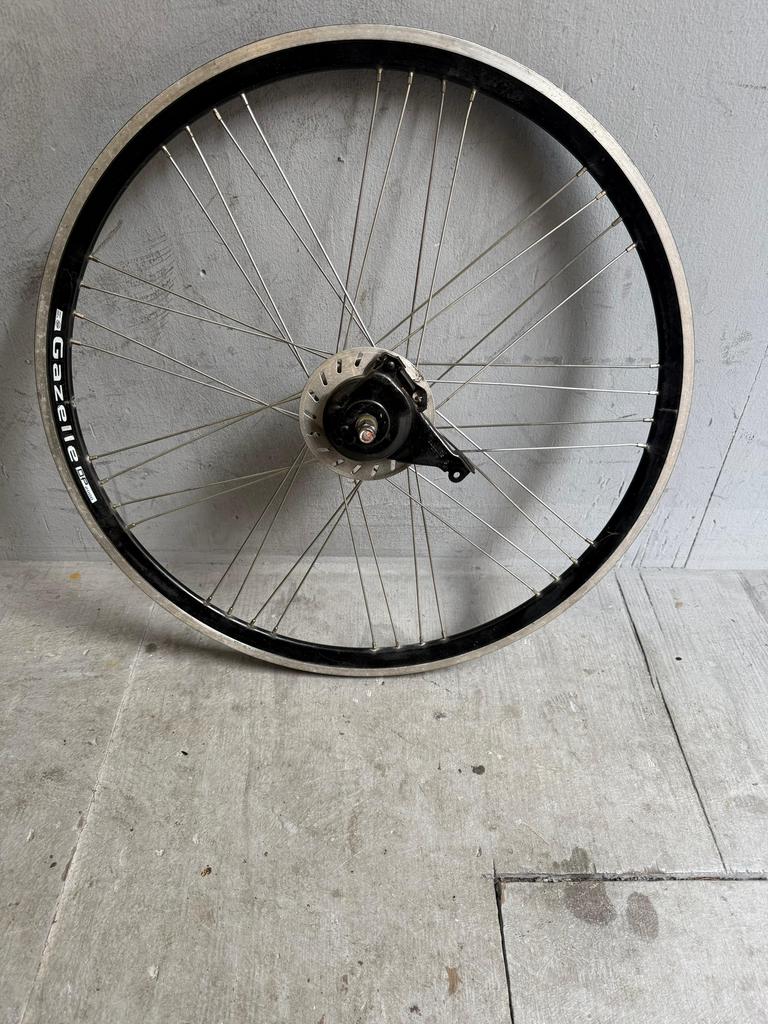 Gazelle achterwiel 28 inch met nexus 8 naaf, Ophalen of Verzenden, Zo goed als nieuw, Kettingslot