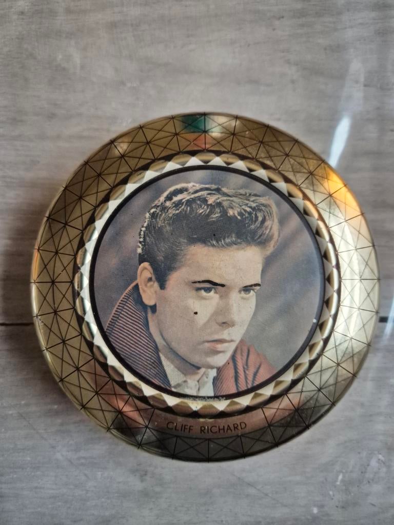 Vintage Kwatta blik Cliff Richard (jaren '50/'60), Verzamelen, Blikken, Ophalen of Verzenden, Gebruikt, Overige, Overige merken