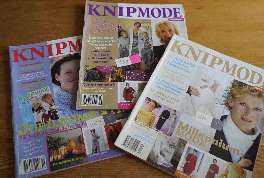 knip mode 1999 3 stuks, Ophalen of Verzenden, Gebruikt, Vrouw, Knipmode