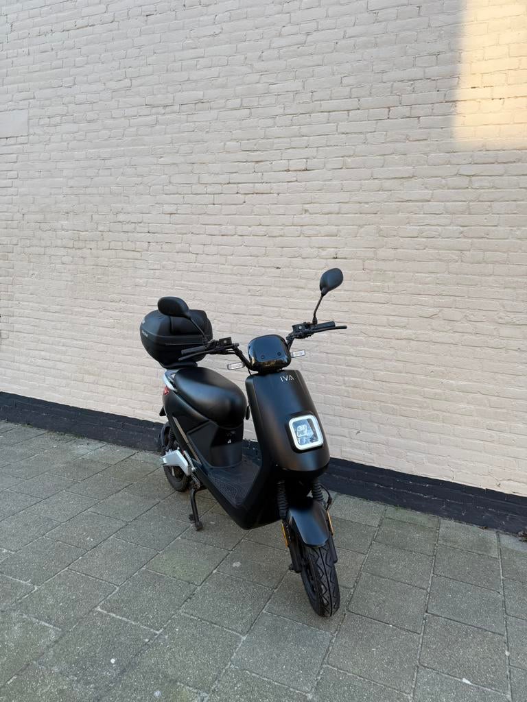 Iva E-Go S4 Scooter zwart 2023 2176 km, Gebruikt, Elektrisch, Ophalen, Overige merken