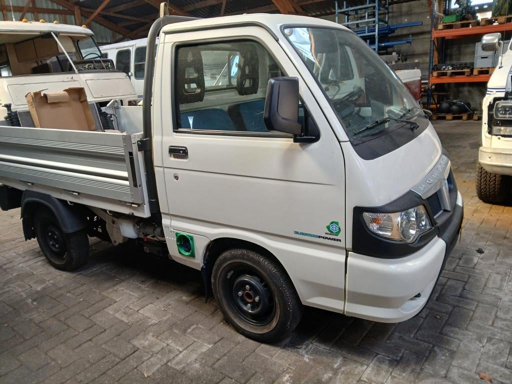Piaggio Porter Electric 2011, Piaggio, Achterwielaandrijving, 13 pk, Origineel Nederlands
