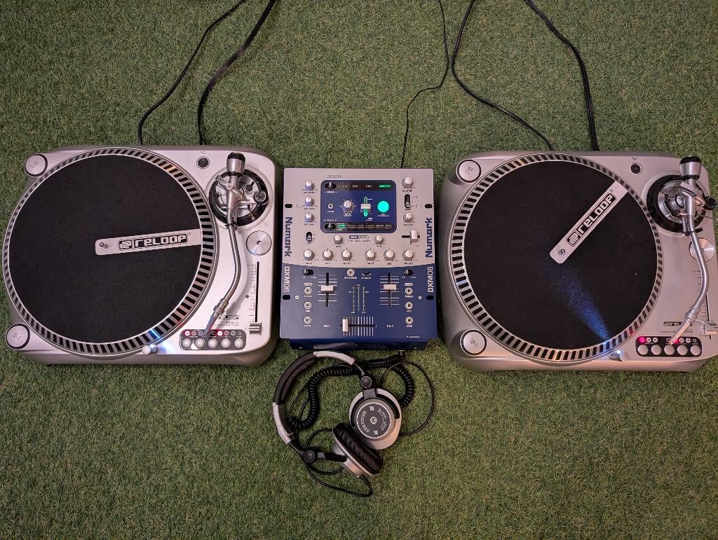 Complete DJ set Reloop + Numark + koptelefoon (€350), Muziek en Instrumenten, Ophalen, Gebruikt, Draaitafel, Reloop