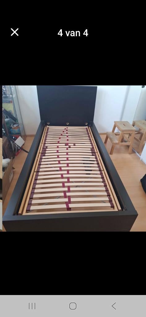 Ikea bed met Elektrische lattenbodem, Ophalen, Verstelbaar, 90 cm, Zo goed als nieuw