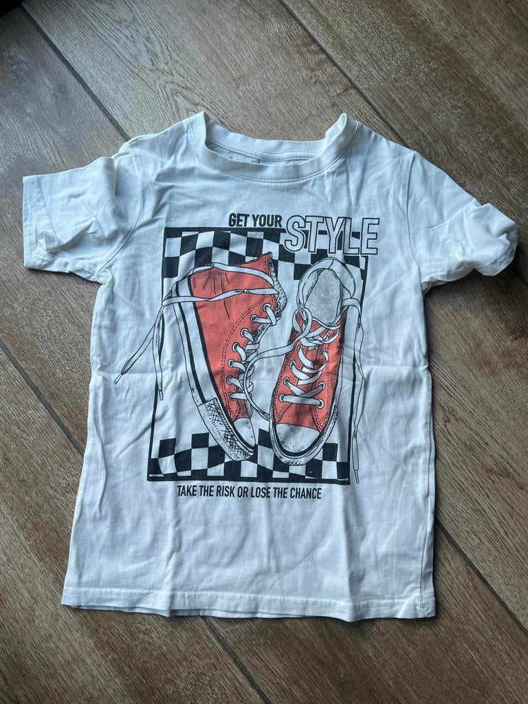 Wit jongens T-shirt maat 134/140 met print, Kinderen en Baby's, Kinderkleding | Maat 134, Ophalen of Verzenden, Gebruikt, Jongen