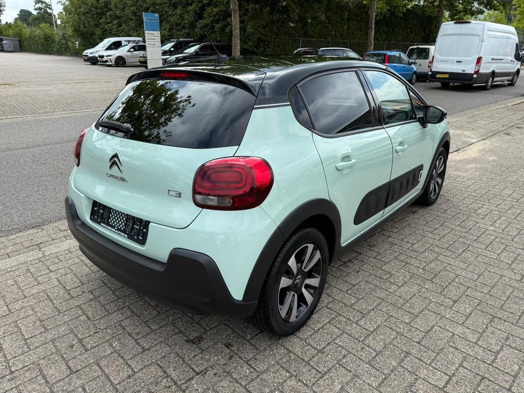 Citroen C3 1.2 PureTech S&S Feel Panodak, Navi Dealer auto, Voorwielaandrijving, 83 pk, Gebruikt, 1199 cc