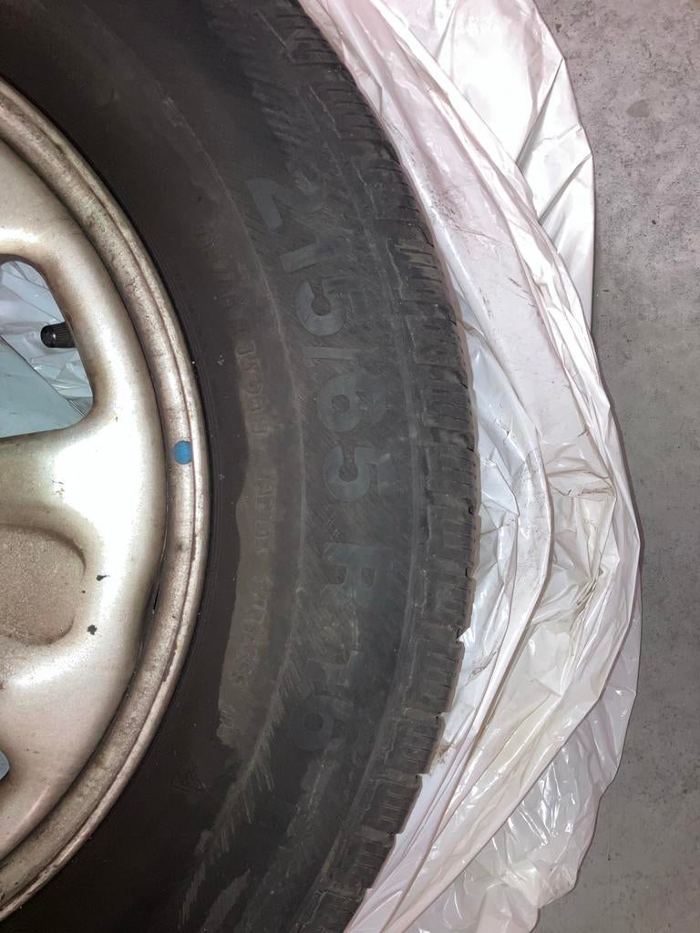 Barum Polaris 3 winterbanden 215 65 R16, Auto-onderdelen, Banden en Velgen, Ophalen, 215 mm, 16 inch, Banden en Velgen