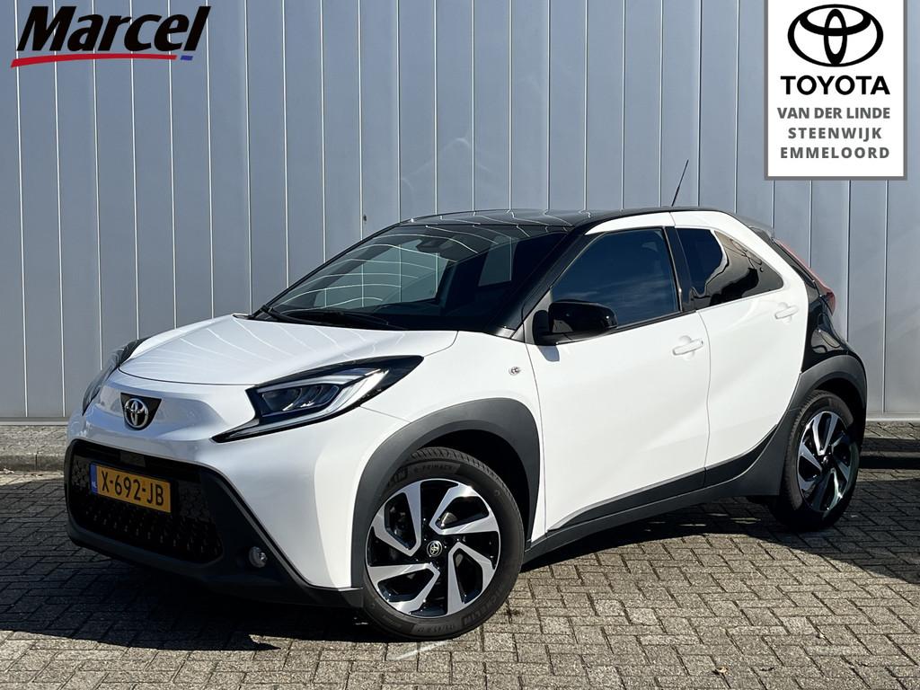 Toyota Aygo X 1.0 VVT-i MT Pulse Bi-Tone NL Auto Carplay Cli, 12 maanden, Stof, Gebruikt, 4 stoelen
