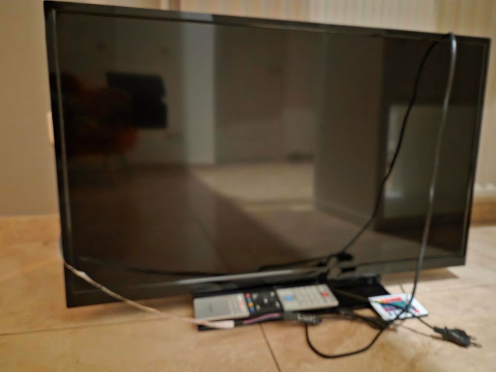 Toshiba tv, Ophalen, Gebruikt, 50 Hz, Toshiba