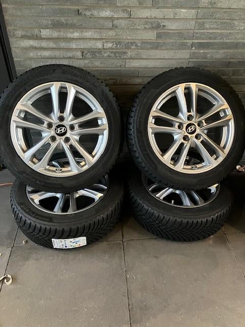 winterset Hyundai Kona * Nieuw*  215-55-17, Ophalen, 215 mm, Banden en Velgen, Nieuw