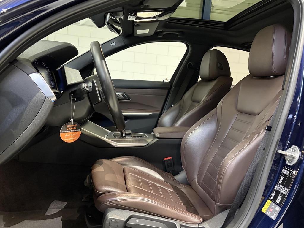 BMW 3-Serie (g20) 330e 292pk AUT8 M-Pakket, Schuifdak, Camer, Auto's, BMW, 1998 cc, Achterwielaandrijving, Euro 6, Blauw