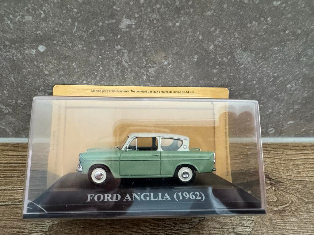 Ford Anglia (1962) 1/43 in ovp, Ophalen of Verzenden, Zo goed als nieuw, Auto, Overige merken