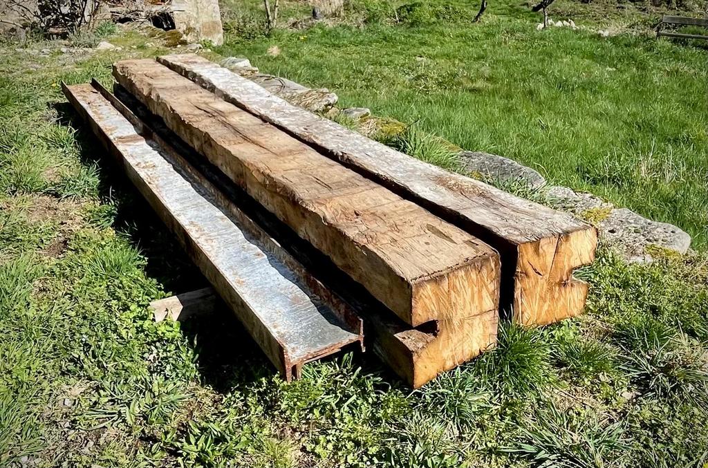 Antieke eiken handgekapte balken 30x30 cm - 2x 3.90m, Doe-het-zelf en Verbouw, Hout en Planken, Ophalen, Gebruikt, Eiken, Balk