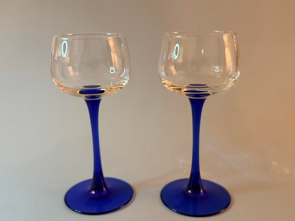 2 Vintage Luminarc Wijnglazen - Kobaltblauwe Steel, Ophalen of Verzenden