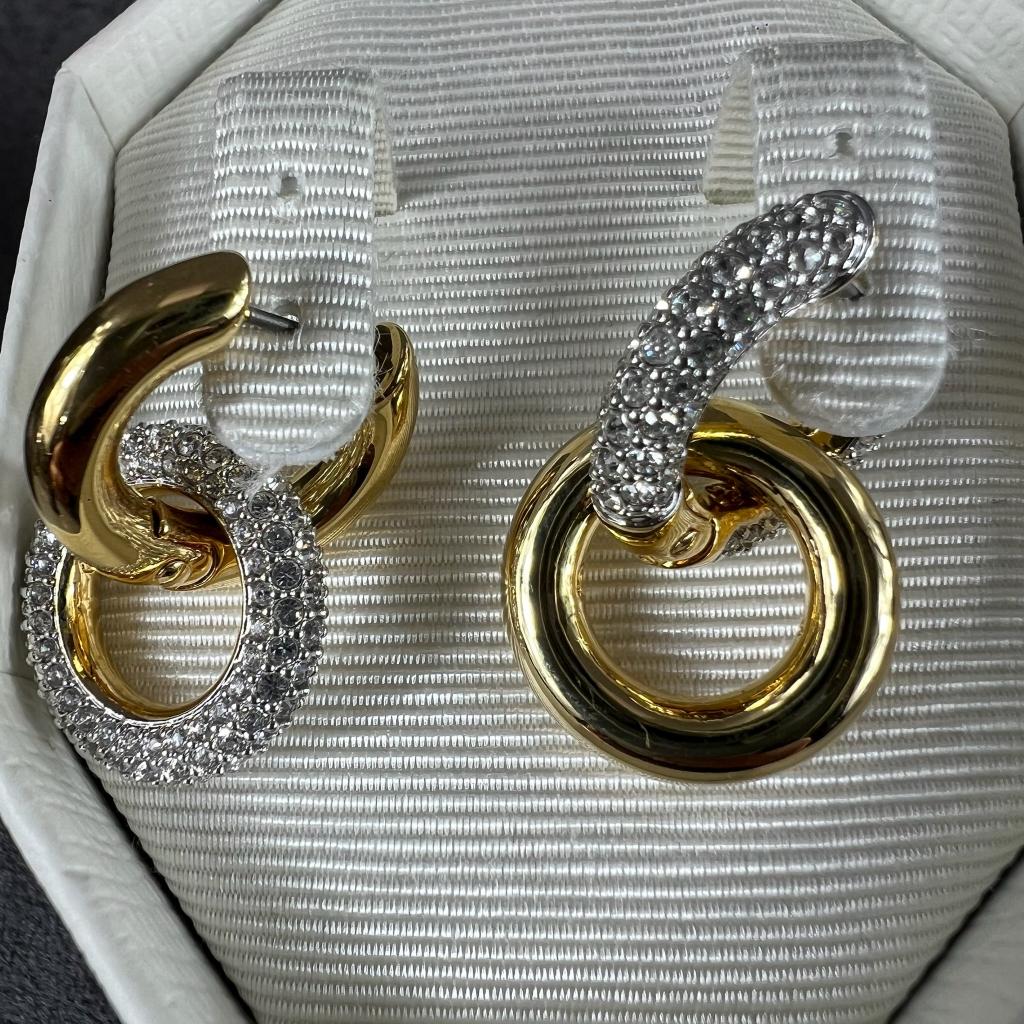 Swarovski oorbellen Dextera goudkleurig | in doos | 406181, Ophalen of Verzenden, Zo goed als nieuw, Goud, Overige materialen