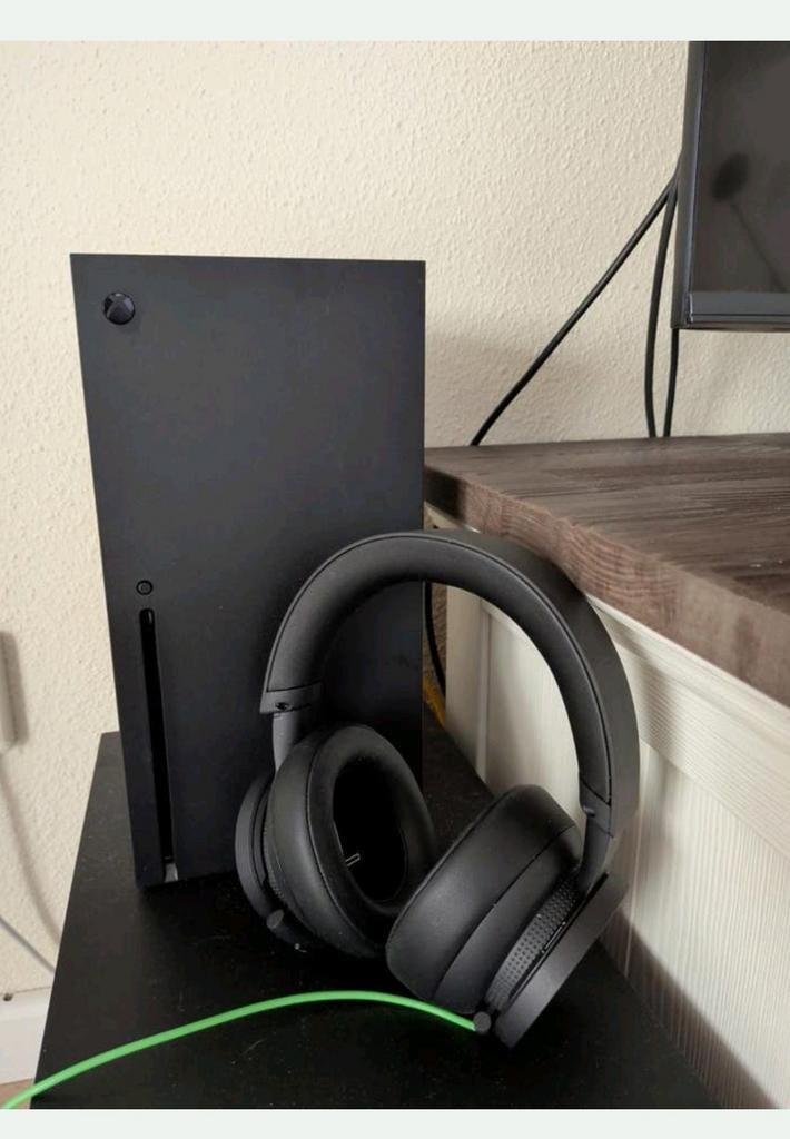 Xbox Series X - 1TB, incl. controller en Xbox Headset, Spelcomputers en Games, Spelcomputers | Xbox Series X en S, Ophalen of Verzenden