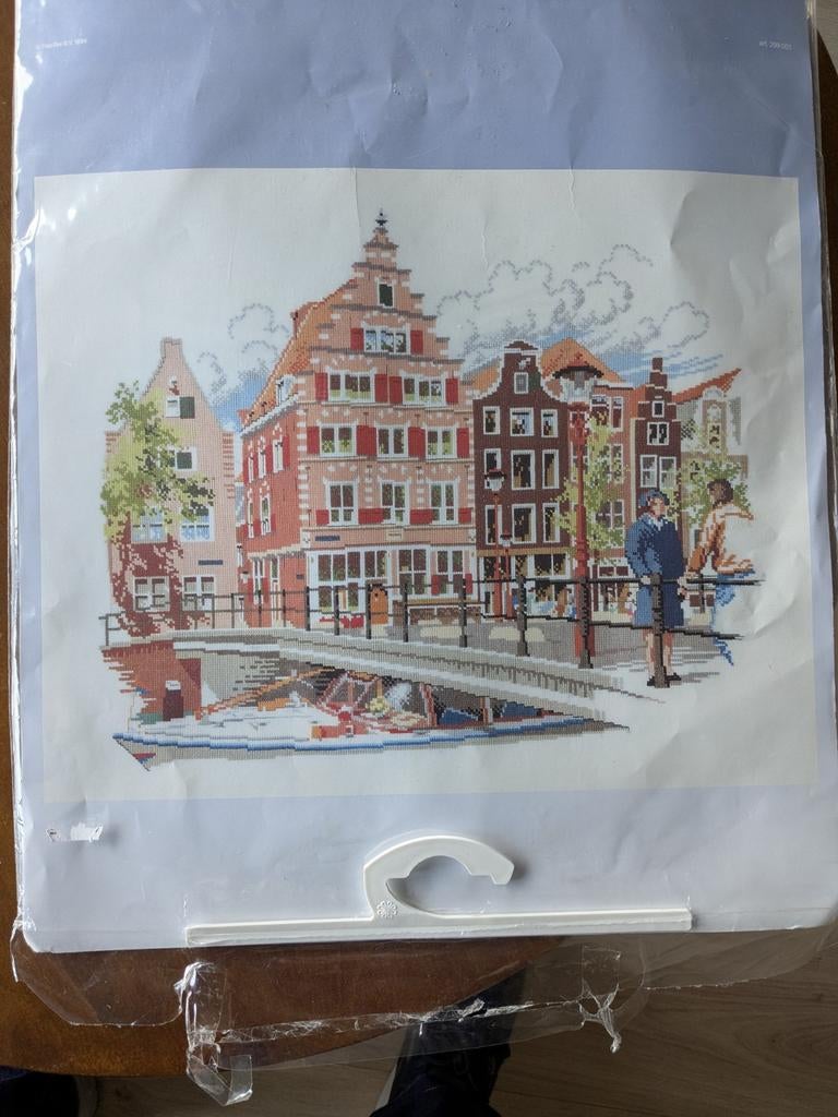 Borduurwerk van Leger des Heils, Ophalen