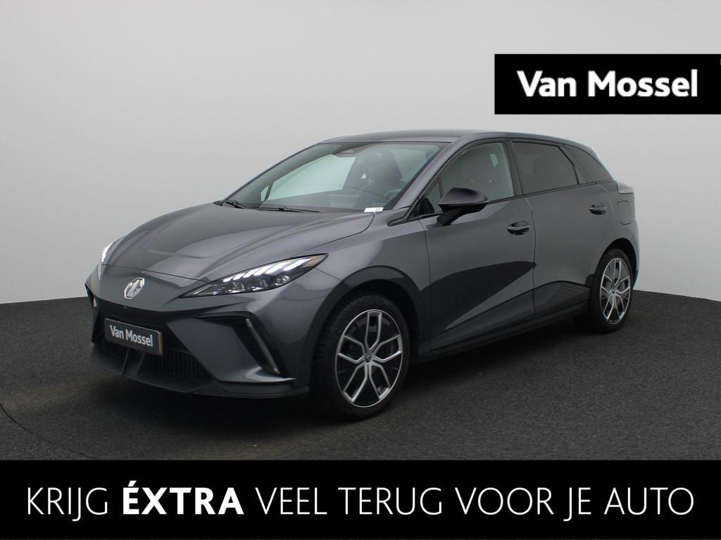 MG MG4 64 kWh Luxury | Half Leder | Elektrische Verstelbare, Auto's, MG, Automaat, 12 maanden, Gebruikt, Zwart