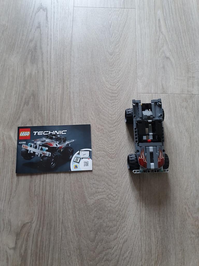 Lego Technic 42090 Vluchtwagen, Ophalen of Verzenden, Gebruikt, Complete set, Lego