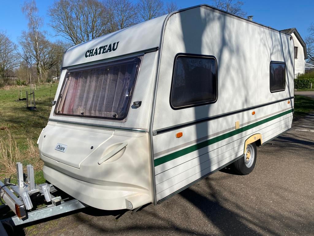 Chateau Chiara, Ophalen