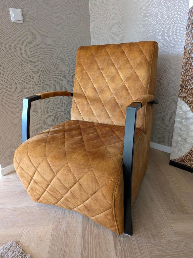 Fauteuil oker fluweel, Ophalen, 75 tot 100 cm, Zo goed als nieuw, Stof