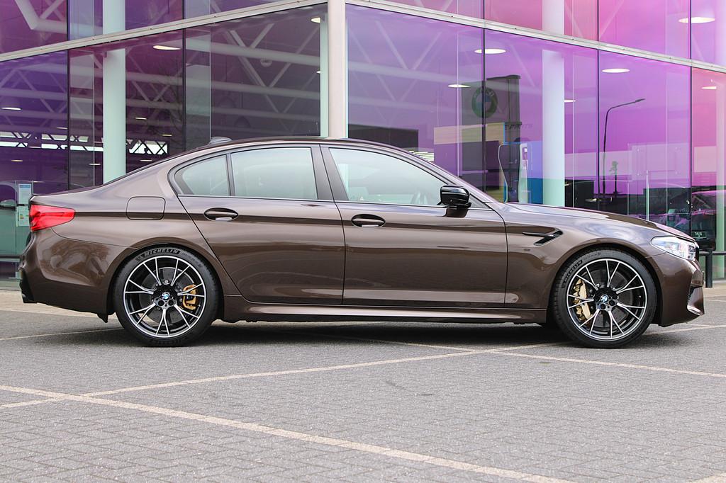 BMW M5 Competition Automaat / M Carbon-keramisch remmen / Bo, Auto's, Gebruikt, 4395 cc, Bedrijf, Vierwielaandrijving