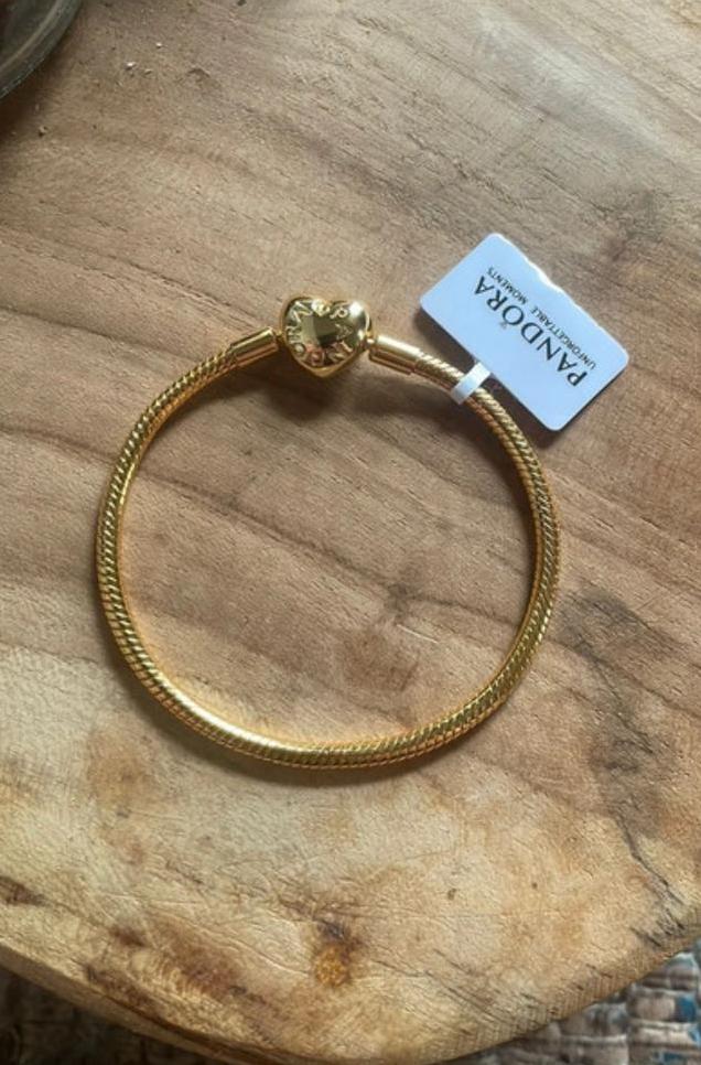 Pandora snake chain armband hartsluiting goud, Ophalen of Verzenden, Zo goed als nieuw, Goud