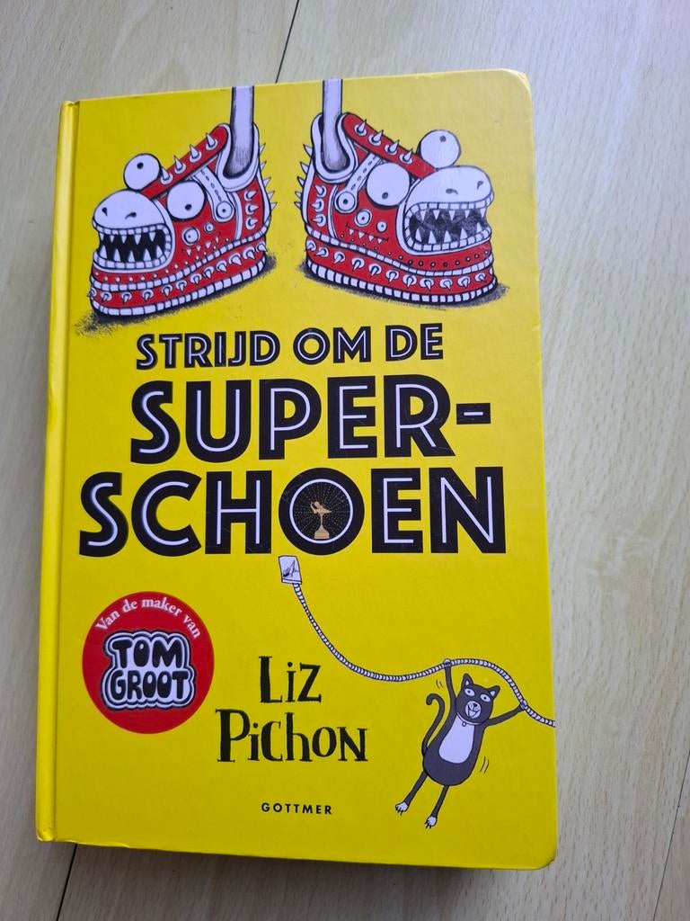 Liz Pichon Strijd om de superschoen, Ophalen of Verzenden