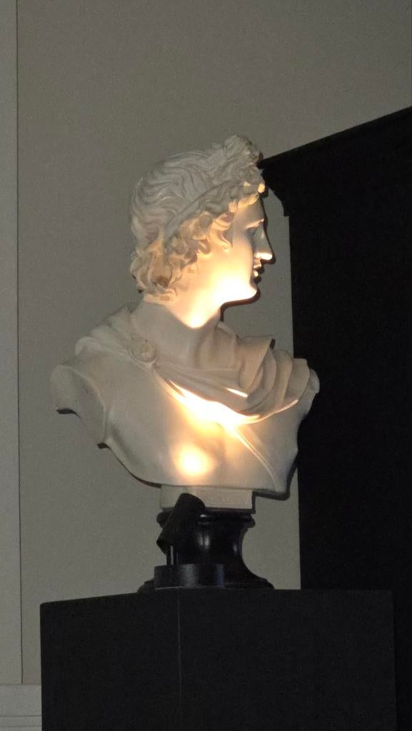 Apollo buste met zwarte sokkel, Ophalen of Verzenden