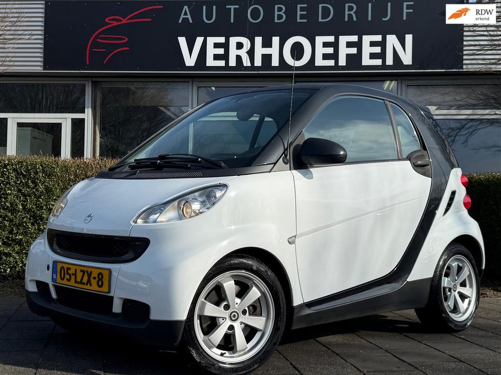 Smart Fortwo coupé 1.0 mhd Pure - AUTOMAAT - AIRCO - APK TO, Auto's, Automaat, Euro 5, Gebruikt, Zwart
