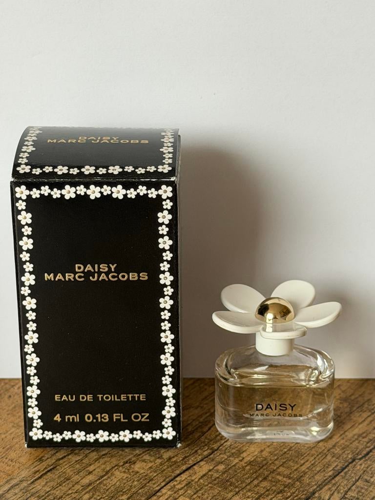 MARC JACOBS DAISY eau de toilette 4 ml, Ophalen of Verzenden, Zo goed als nieuw