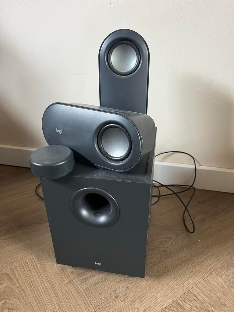 Logitech Z407 Bluetooth speaker met subwoofer, Gebruikt, 60 tot 120 watt, Complete surroundset, Ophalen