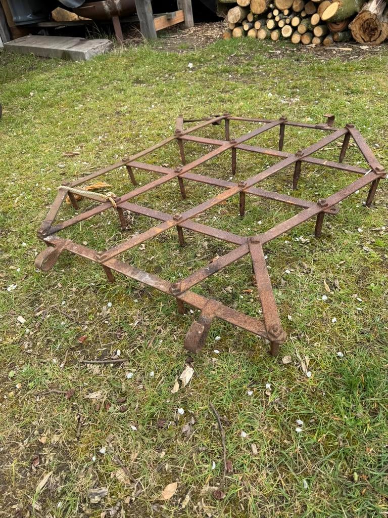 IJzeren egg, Ophalen