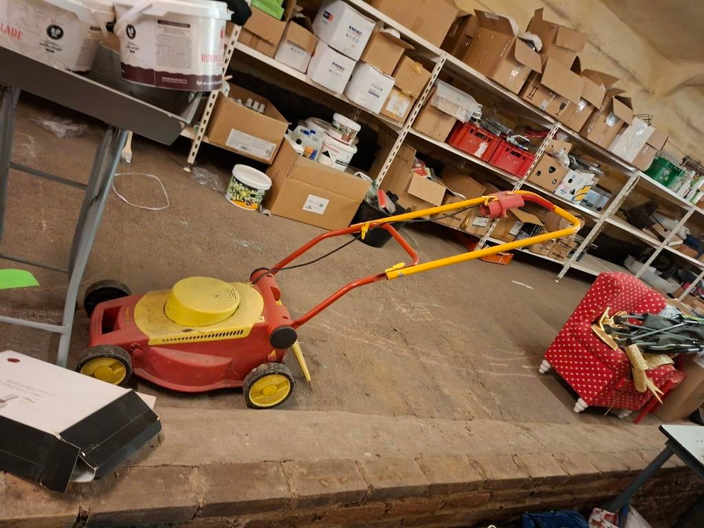 Gebruikte elektrische grasmaaier, werkt nog, Ophalen of Verzenden