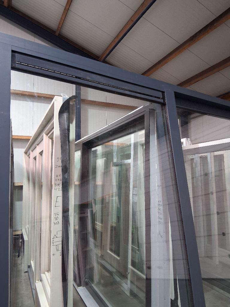 Nieuw aluminium schuifpui Hr++ bezorgen factuur mogelijk, 225 cm of meer, Aluminium, Ophalen of Verzenden, Zo goed als nieuw