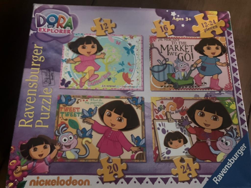 Dora puzzels - compleet, Ophalen of Verzenden, Meer dan 50 stukjes, Gebruikt
