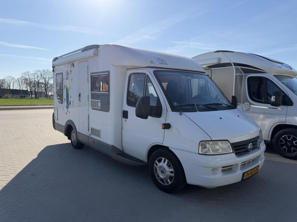 Knaus Sun Ti 600 D Frans Bed - Maxxfan, Fiat, Treinzit, Bedrijf, Buitenlamp