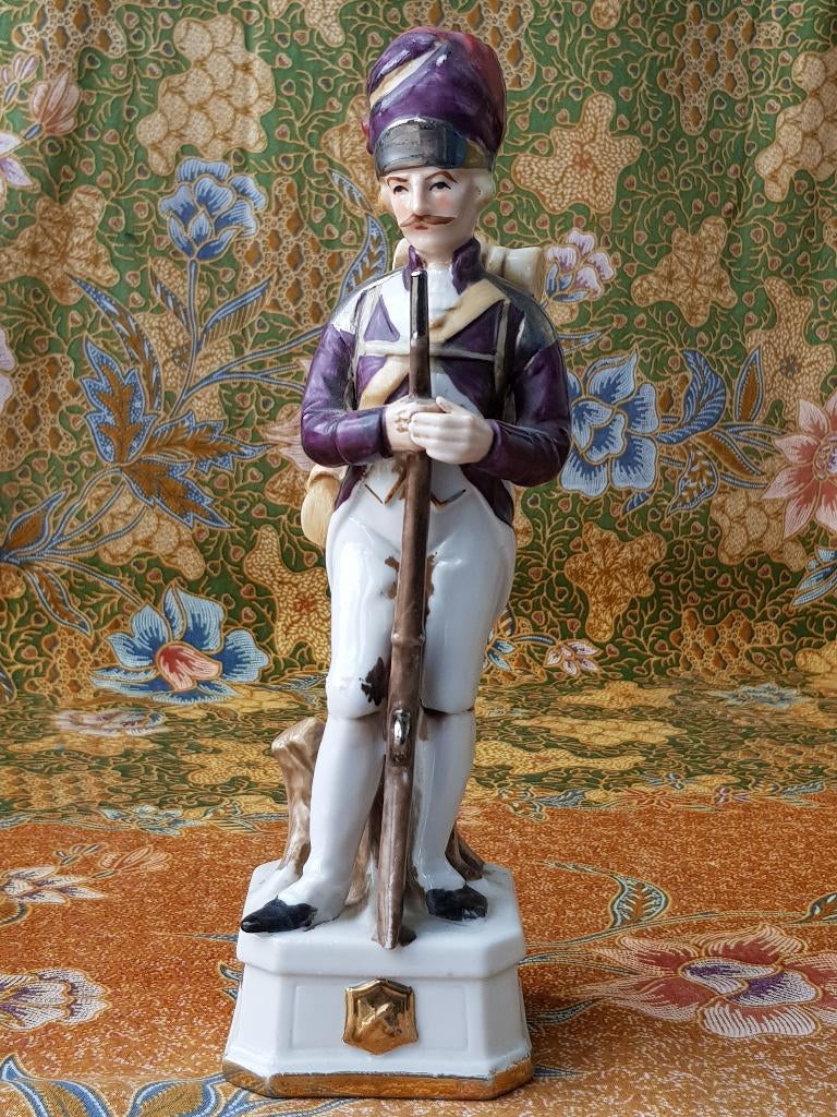 Historische soldaat mooi oud beeldje uit Engeland 23,7 cm., Ophalen of Verzenden