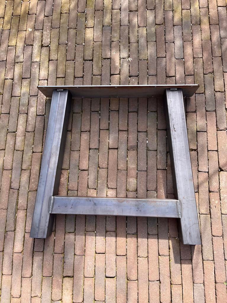 Ijzeren onderstel voor tafel - 3-delig, Ophalen, Gebruikt, 100 tot 150 cm, 50 tot 100 cm