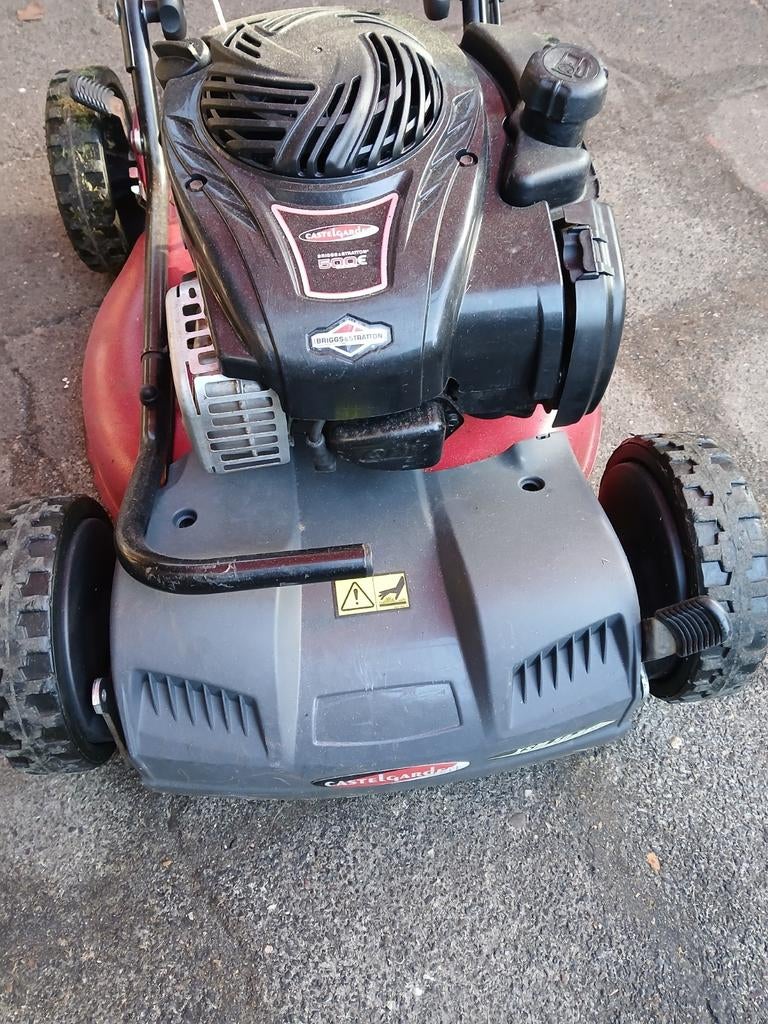 Castelgarden grasmaaier met Briggs & Stratton motor, Tuin en Terras, Grasmaaiers, Cirkelmaaier, Gebruikt, Ophalen of Verzenden